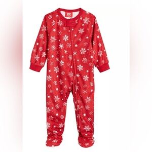 Family Pajamas
Matching Baby Merry Snowflake Footie One-Piece